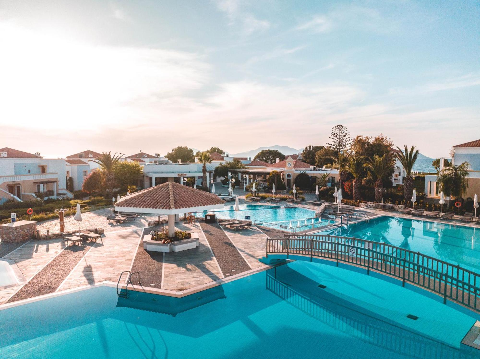 Neptune Luxury Resort Mastichari  Zewnętrze zdjęcie